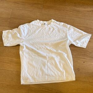 Uniqlo White Short Sleeve Men's Tee